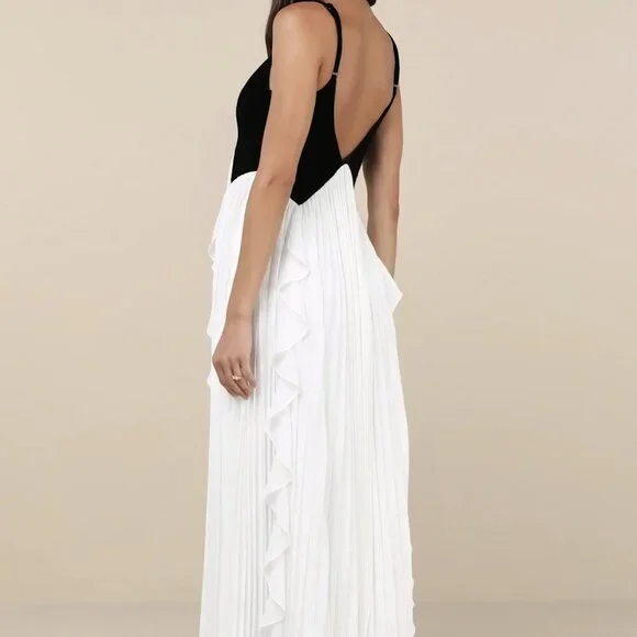 NWT Lulus Envied Glamour Black and White Pleated Backless Maxi Dress - Picture 3 of 10